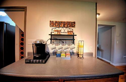 ❤️Charming Coastal/Country Home w/3 Acres & Sauna!❤️ - Foto 8