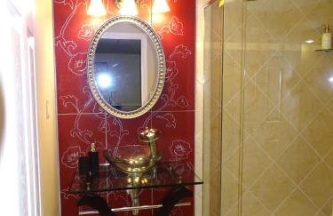 Comfortable Renovated 3 Bed Apartment - Foto 13