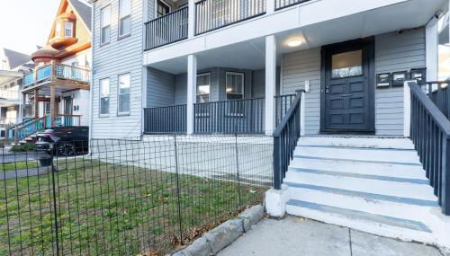 Cozy, Spacious Home Near Downtown Boston - Foto 4