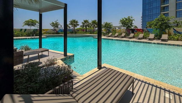 2BR Near Downtown w Balcony Pool Canal Views - Foto 5, Habitación