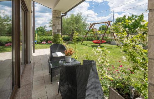 4 Bedroom Gorgeous Home In Nova Vas - Foto 21