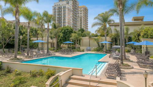 Marina Hideaway - Pool, Hot Tub & Gym - Foto 1, Garden, sunbed, Garden view