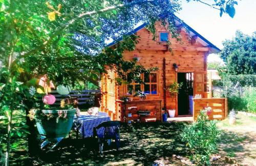 Agréable chalet en bois et son extérieur - Foto 1