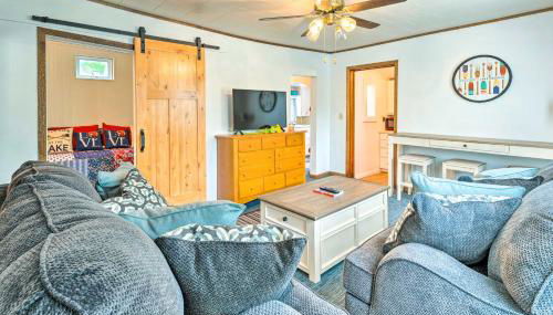 Historic Cabin Retreat Steps to Okoboji Lake - Foto 4