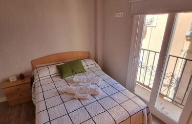 Almería Centro- Piso Reformado, Exterior, WiFi, a 1 minuto de Puerta Purchena - Foto 24