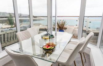 NEW! Stunning 2 Bed Beach Front Penthouse Apartment - Topaz, Compass Point - Foto 57