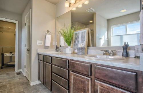 Lindenmere Horizon Game Loft Fire Pit & WiFi - Foto 33