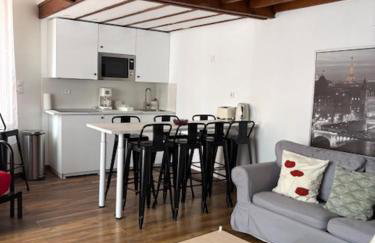 Paris Eiffel Tower et Disney apartments, parkings gratuits et sécurisés, 10 minutes métro to Paris - Foto 21