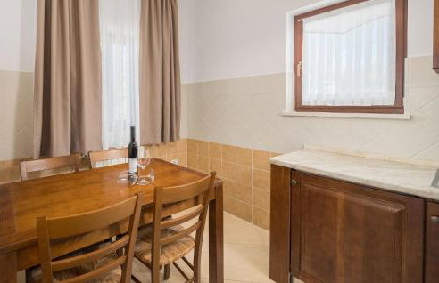 4 Bedroom Nice Home In Buje - Foto 43