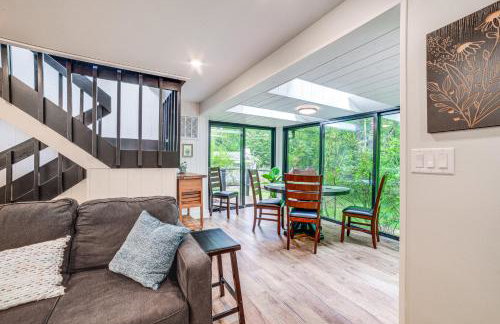 Sawyer Retreat with Fire Pit Less Than 2 Mi to Beaches! - Foto 7