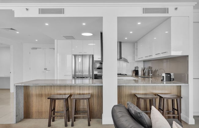 Reflection on the Sea - Foto 44