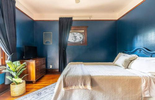 Charming Room in Historic BnB with Parking - Rm 5 - Foto 5