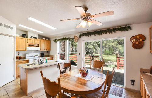 Gorgeous Historic 3 BR Log Cabin w Forest Views 20 Minutes from Flagstaff Now with Wi-Fi - Foto 8