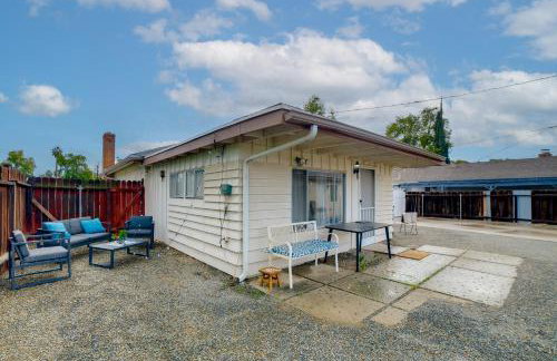 5 Mi to Dtwn Riverside and Hospital! Remote-Work Hub - Photo 24