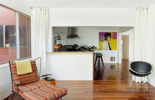 Silver Lake Mid-century Nestled in the Treetops - Foto 26