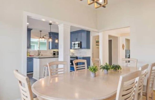 Enjoy Sunny Daze Private Pool Walk to Beach - Foto 34