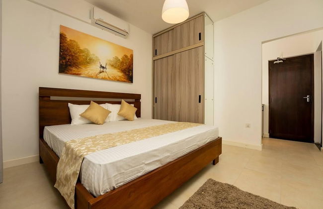 Luxury Apartment - Sleeps 6, Garden & Parking - Photo 2