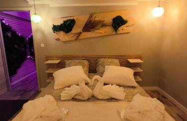 Paradise and Love Room - Photo 27