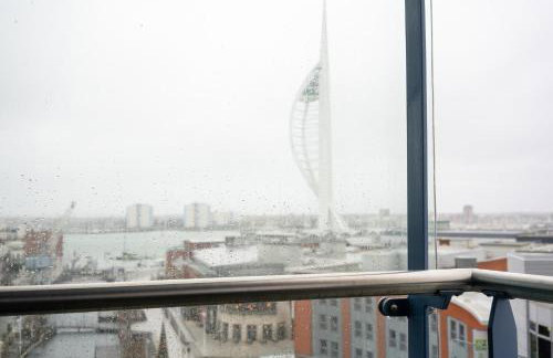 Luxury 3 Bedroom 3 Bathroom Balcony Apartment - Gunwharf Quays Apartments - Foto 23