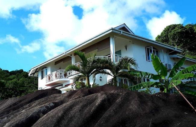 Beau Soleil Stunning Sea View - Photo 21