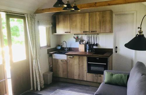 The Hut in the Orchard @ Yorecroft - Photo 9