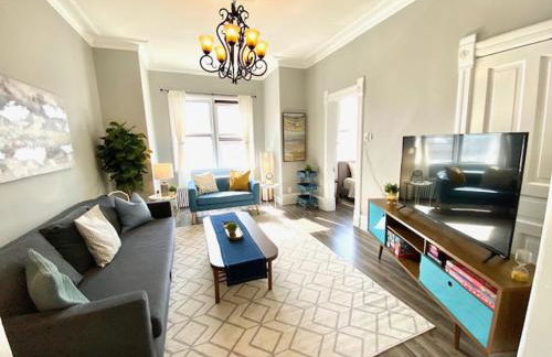 Spacious Historic Apartments In Lakeview Chicago - Walk to Wrigley, Nightlife, Shops, Hospitals - Foto 1