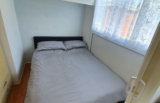 Lovely Relaxing two Bedroom Holiday Chalet - Foto 6