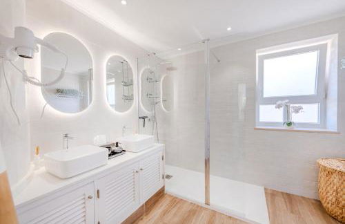 5 star Luxury SevenPines apartment with large balcony and 3 communal pool - Foto 16