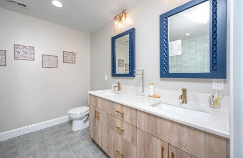 Stylish Durham Retreat - Walkable Sleeps 6 - Foto 54