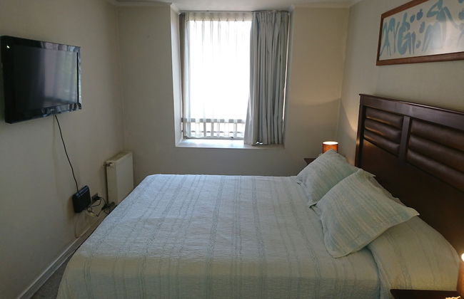 At Home Roger de Flor - Photo 12