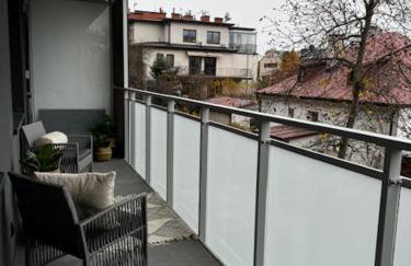 Family & Business Apartments PREMIUM No1 - 1 Bedroom with Private Jacuzzi, Balcony, Parking - Photo 33