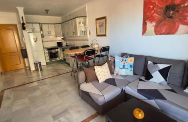Apartamento Manilva con terraza y piscina - Photo 1