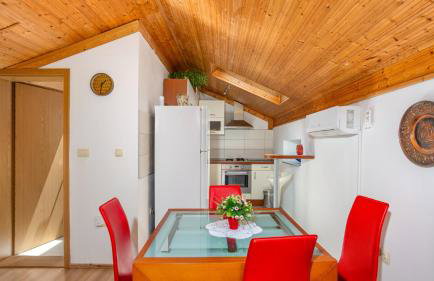 House Mirjana with pool by Villas Guide - Photo 5