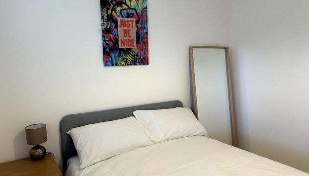 Essex 2 Bed Flat Near Station With Free Parking - Foto 3, Habitación