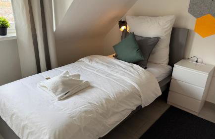 DUTTI'S HOME - Apartment A l 2 rooms l 4 Beds l TV l WIFI l Kitchen l Parking l Autobahn - Foto 3