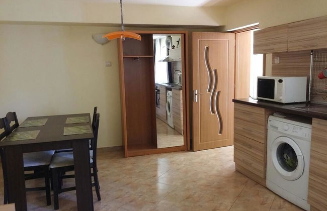 Varna Apartments - Photo 8