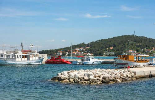 Apartments Seafront - Photo 11