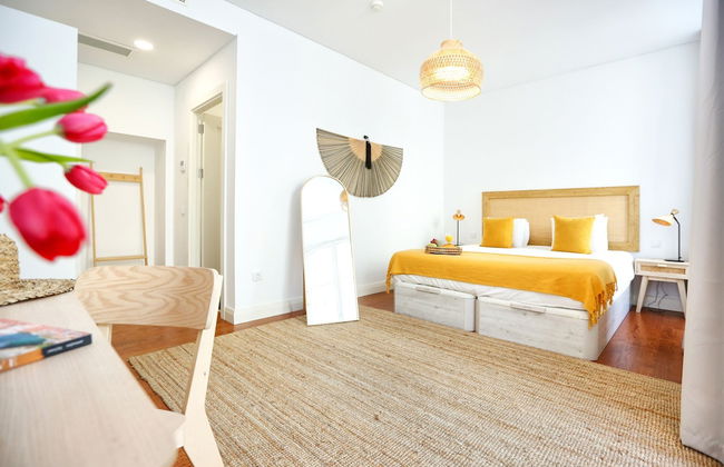 Beach Waves Apartment - Photo 21