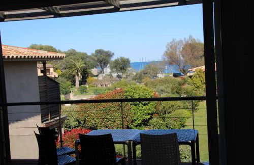 La corse les pieds dans l'eau - Foto 16