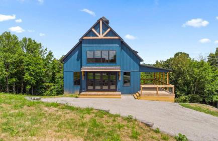 NEW Spacious Clarkson Getaway w Games & Yard - Foto 56