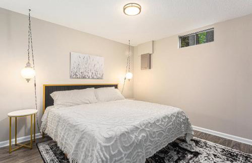 ATLAS - Whole House - 5BR 2BA - Hot Tub - Game Rooms - Theater - Fenced Backyard - Foto 21