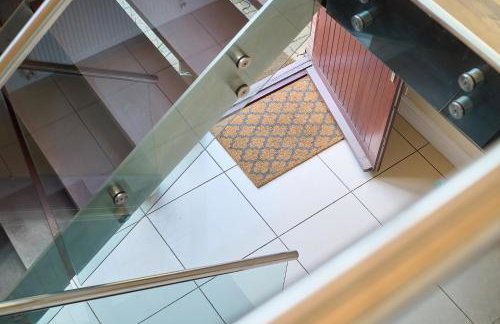 Spacious 7BR Home, Families & Contractors, Hot Tub - Foto 20