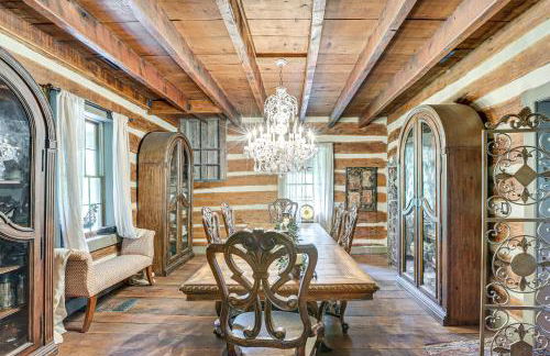 Spacious and Historic Cabin in New Haven with Pond! - Foto 6