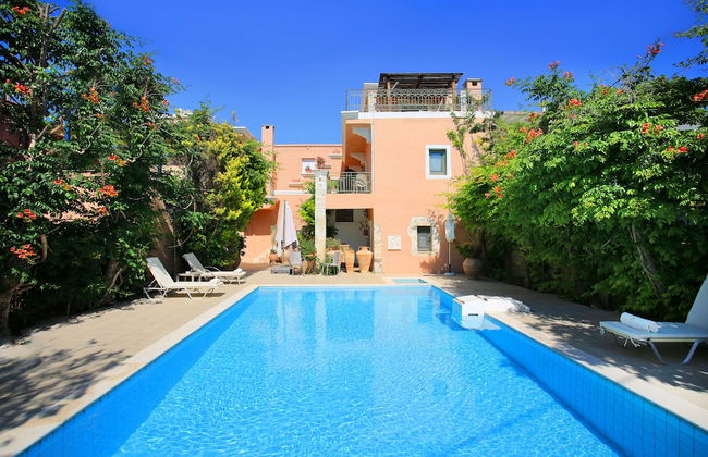 Villa Pasiphae - Photo 1