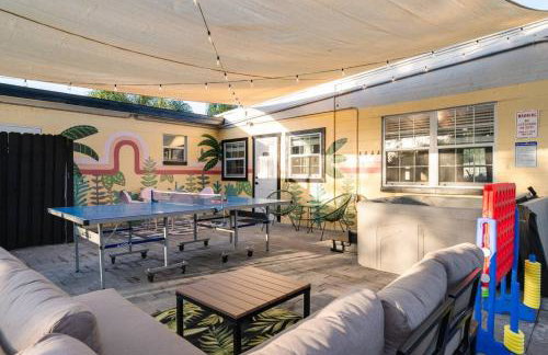 10 Minutes to Downtown with Jacuzzi, Pool Table, Ping Pong, and BBQ - Foto 39