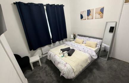 Pat Signature Stays - Photo 34