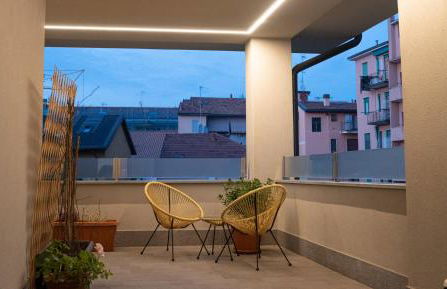 Sunflowers - Photo 1