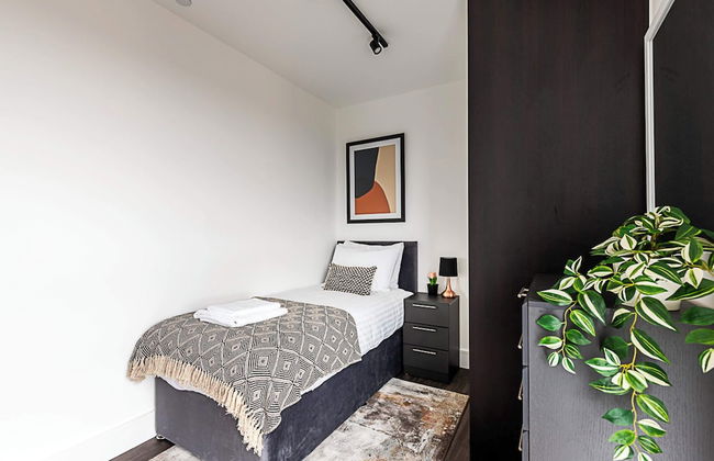 Chic and Sleek Sky-high Apartment - Foto 8