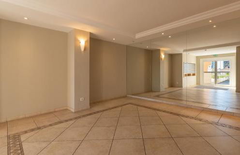 MONACO Border LUXURY SUITE - SEA VIEW - POOL - Foto 20