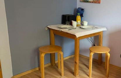 Zimmer mit eigenem Bad in Einfamilienhaus - Foto 8